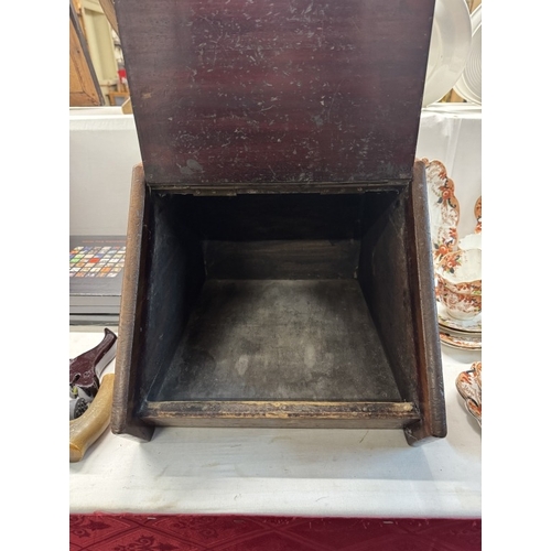 1385 - An inlaid mahogany coal box with brass fittings & shovel