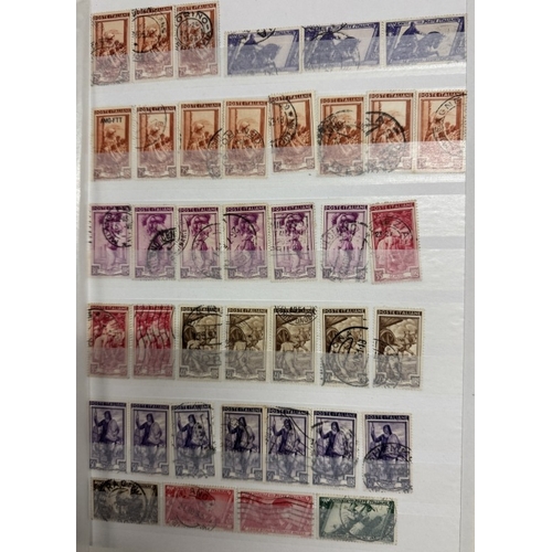 1200N - 5 stamp albums of world & German stamps