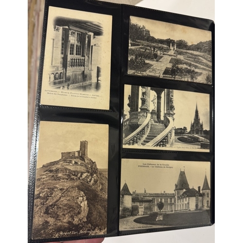 1200V - 2 albums of mainly Edwardian topographical postcards (approximately 1000 postcards)