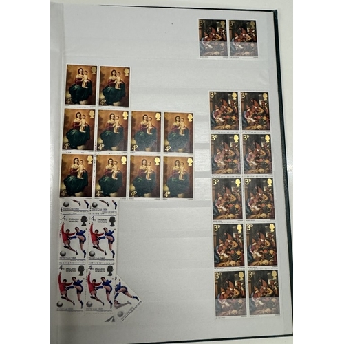 1200H - 7 stamp albums of GB stamps including Victoria, Penny Reds, Edwardian & Queen Elizabeth II