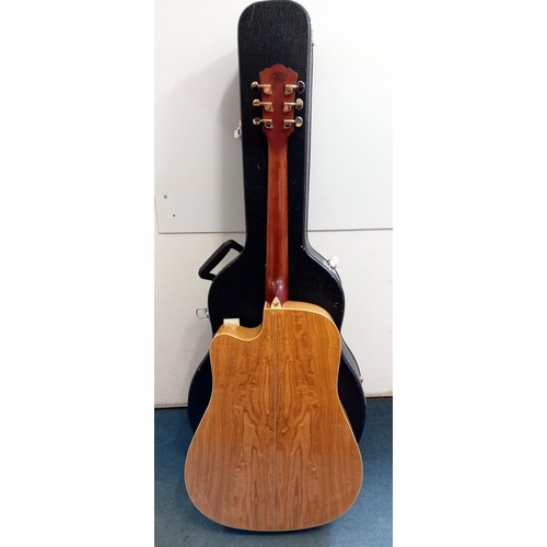 1469 - A Washburn WDSCE Dreadnaught Cutaway acoustic-electric guitar in hard case COLLECT ONLY