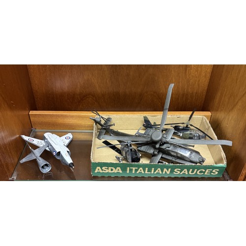 385 - A large quantity of loose Corgi Aviation Archive military aircraft, suitable for spares or repairs. ... 