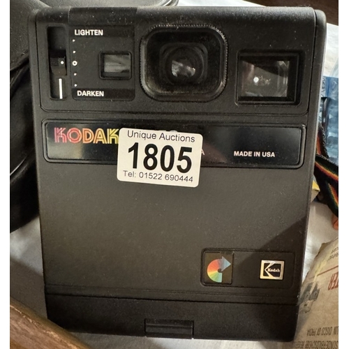 1805 - A Kodak EK160 instant camera, bag, A polaroid land camera & a View master etc COLLECT ONLY