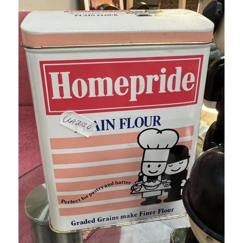 1834 - A large collection of vintage Homepride Flour Men including rare kitchen scales & weights, pink figu... 