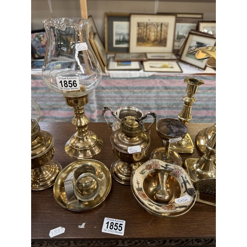 1856 - A Victorian brass trivet, 2 pairs of candlesticks & other brassware including oil lamps, kettle etc