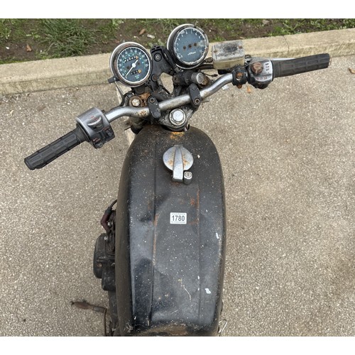 1780 - A Honda CB400/4 incomplete for spares or repair, no paperwork. (Barn find)(Reg still current on DVLA... 