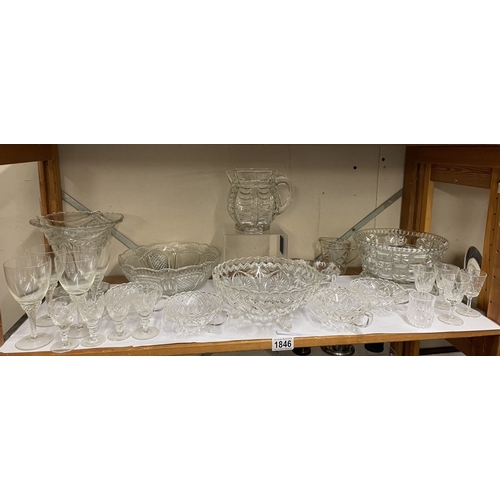 1846 - A good lot of vintage moulded glass. COLLECT ONLY.