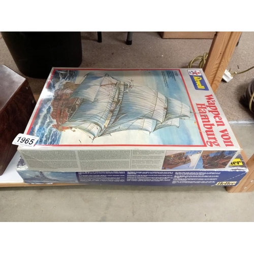 1965 - A boxed Revell 5420 1/133 Wappen Von Hamburg model kit unchecked & A quantity of plastic battleships