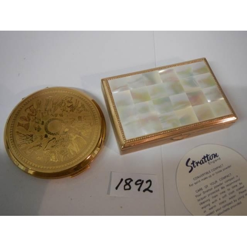 1892 - A Stratton powder compact and one other.