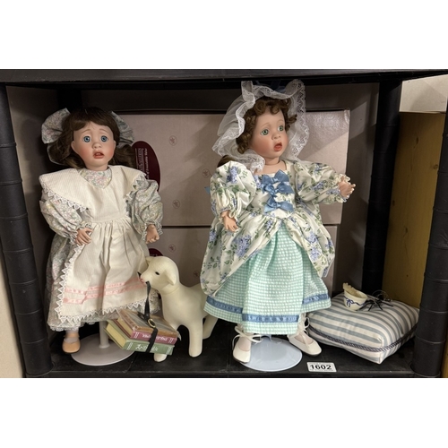 1602 - 2 boxed Ashton-Drake porcelain Doll's (Mary had a little lamb, No: 7993 FA & Little Miss Muffett, No... 