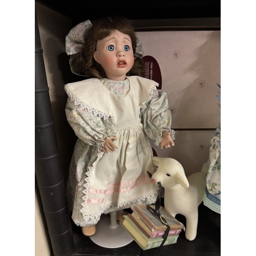 1602 - 2 boxed Ashton-Drake porcelain Doll's (Mary had a little lamb, No: 7993 FA & Little Miss Muffett, No... 