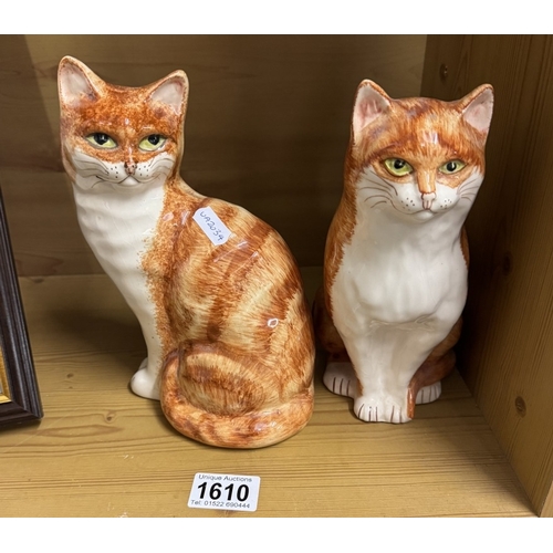 1610 - 2 porcelain ginger cats