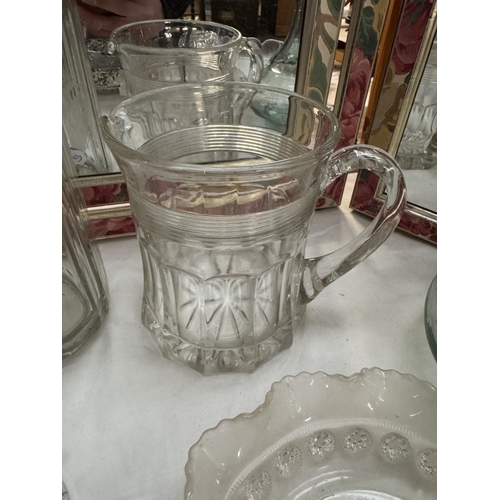 1782 - A vintage soda syphon & other glassware