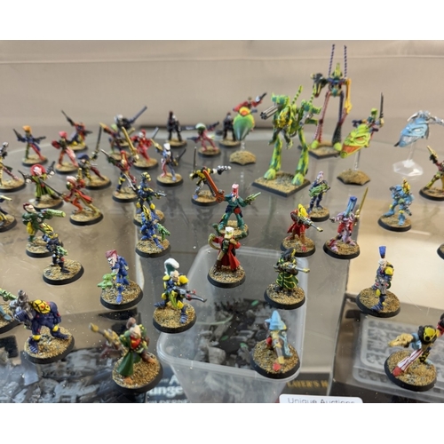 220 - A nice collection of Warhammer painted Harlequin figures