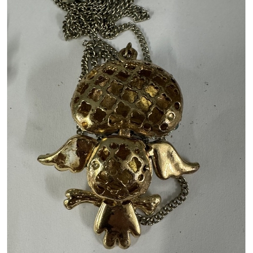 1790 - A large gemstone articulated owl pendant on chain & an owl group brooch