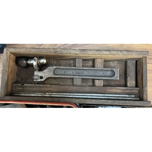 1930 - A quantity of spanner sockets, chuck keys & other tool parts