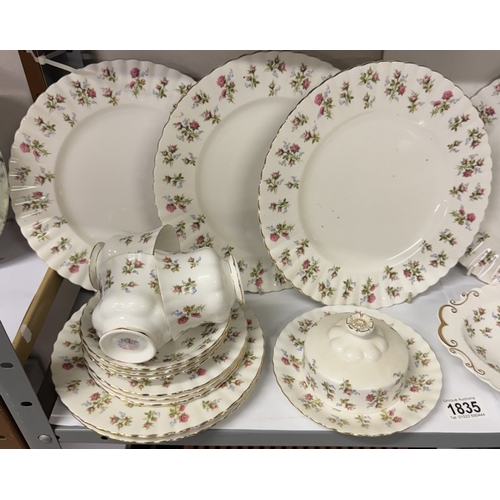 1835 - A Royal Albert Winsome dinner service