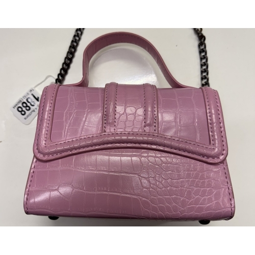 1888 - A Zara ladies bag in pink