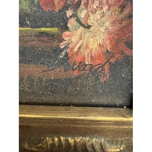 1897 - A gilt framed floral picture