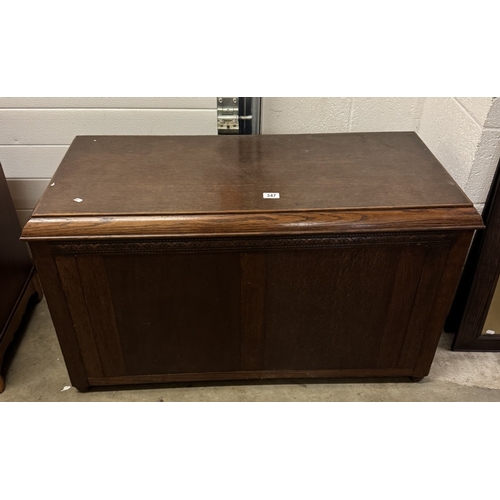 347 - A mid 20th century oak blanket box.