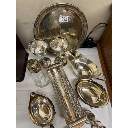 1922 - A quantity of silver plated items