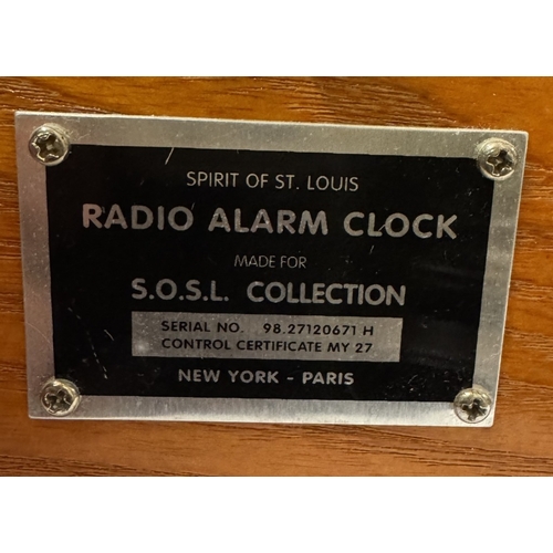 1940 - A retro Spirit of Louis radio alarm clock