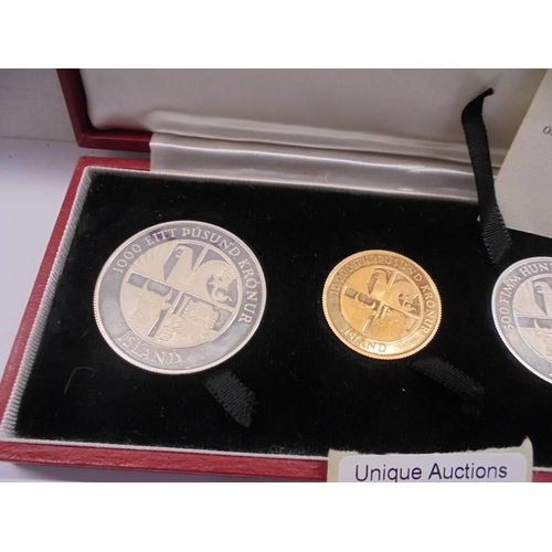 135 - A 1974 Icelandic cased coin collection in commemoration of the 1100th anniversary of the settlement ... 