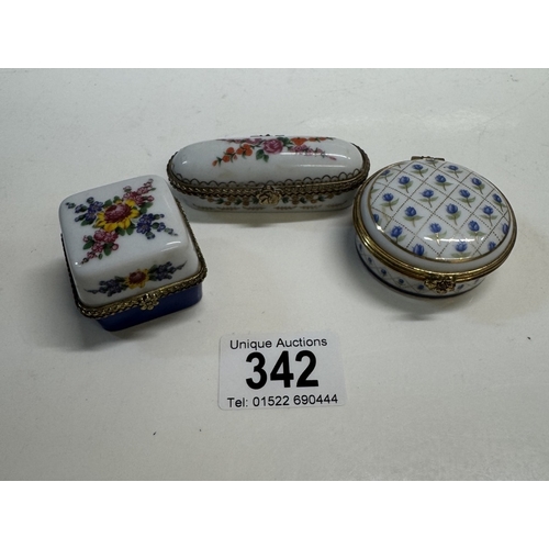 342 - 3 porcelain pill boxes