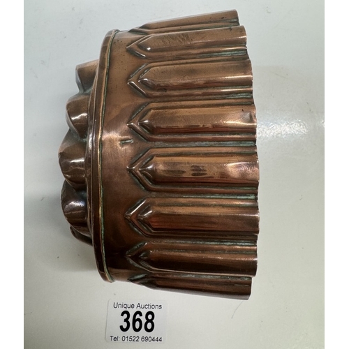 368 - A Victorian copper jelly mould stamped 'CM200 1/2'