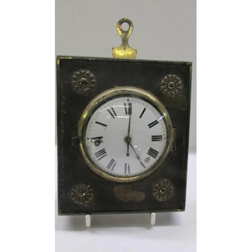 191 - Four small vintage clocks.