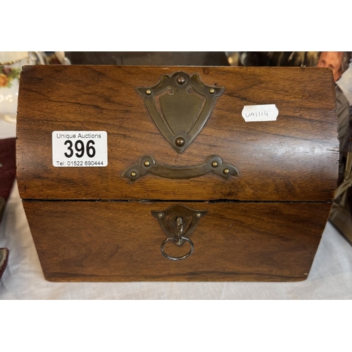 396 - A 19th century mahogany veneered casket with brass mounts