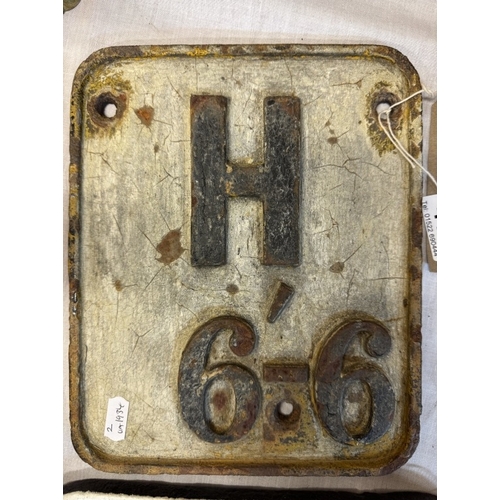 410 - A cast iron fire hydrant sign