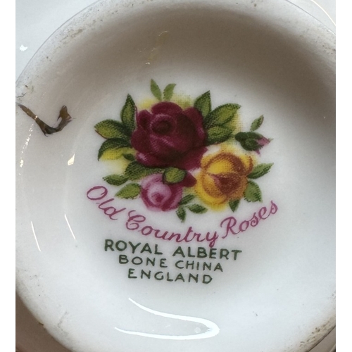 446 - A quantity of Royal Albert Old Country Roses including 70+ pieces, all 1sts