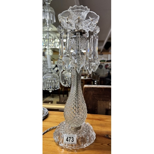 473 - A glass table lamp with lustre type droppers