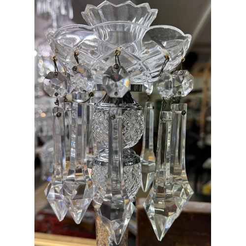 473 - A glass table lamp with lustre type droppers