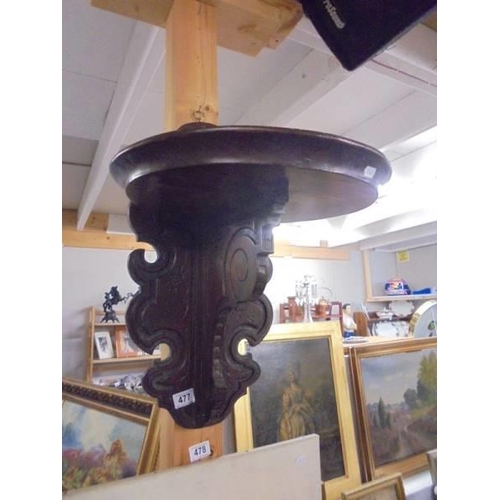 477 - A Good Victorian mahogany wall bracket.