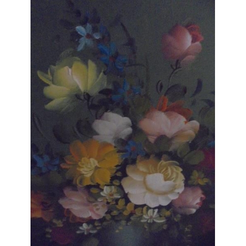 488 - A gilt framed oil on canvas floral display signed E Green, image 39 x 29 cm, frame 51 x 41 cm