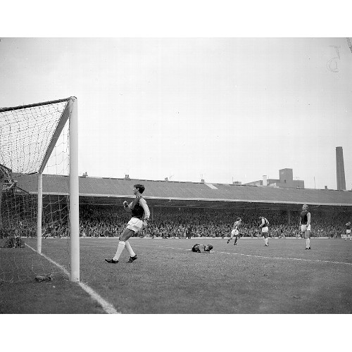 249 - Football – Original action negatives taken at six Nottingham Forest home games played in the
1965/19... 