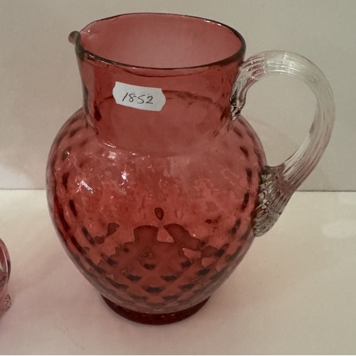 581 - 3 items of cranberry glass, 1 A/F