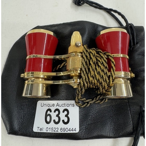 633 - A pair of good quality opera glasses