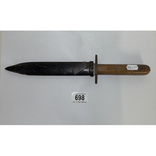 698 - A Bayonet