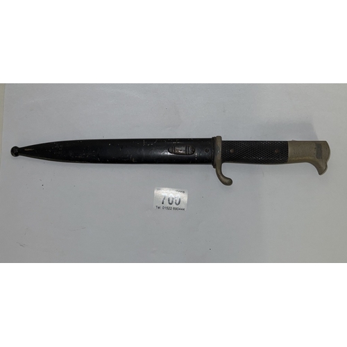 700 - A bayonet