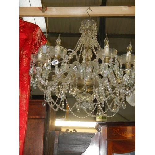 1171 - A good quality 10 light glass chandelier. Fully restored.