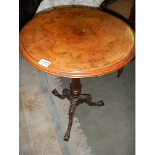 1177 - A mahogany tripod table with walnut inlaid top.