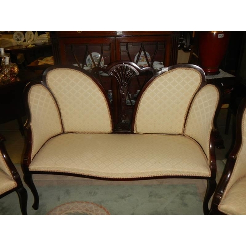 1178 - A mahogany framed three piece salon suite.