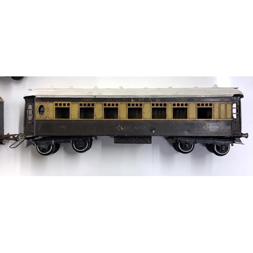 821 - 6 Hornby O gauge Pullmen coaches