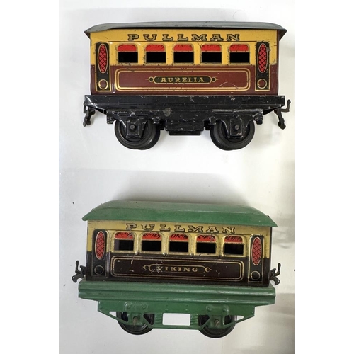 846 - 10 Hornby O gauge pullmen coaches including Marjorie & Aurelia