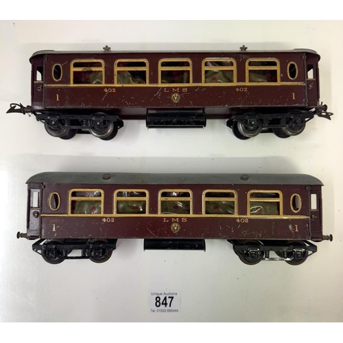 847 - 2 Hornby O gauge LMS long coaches