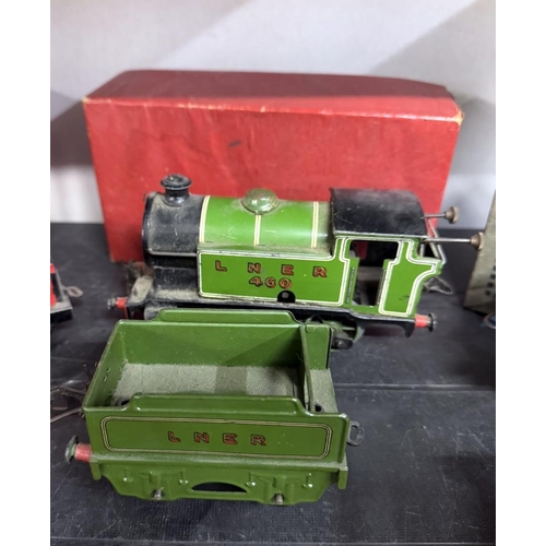 857 - 4 Boxed Hornby O gauge Locomotives. Springs ok, no keys & 4 tenders