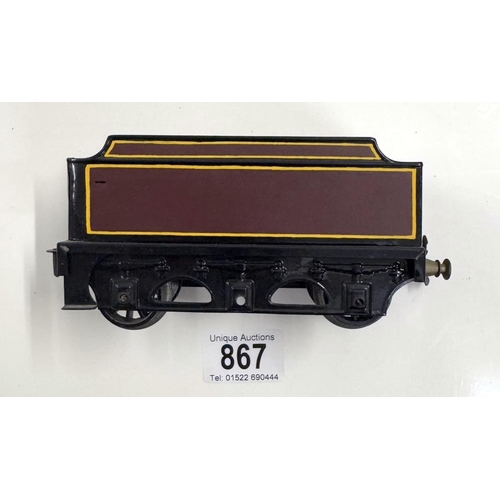 867 - A repainted Hornby O gauge locomotive & tender. No key, spring A/F